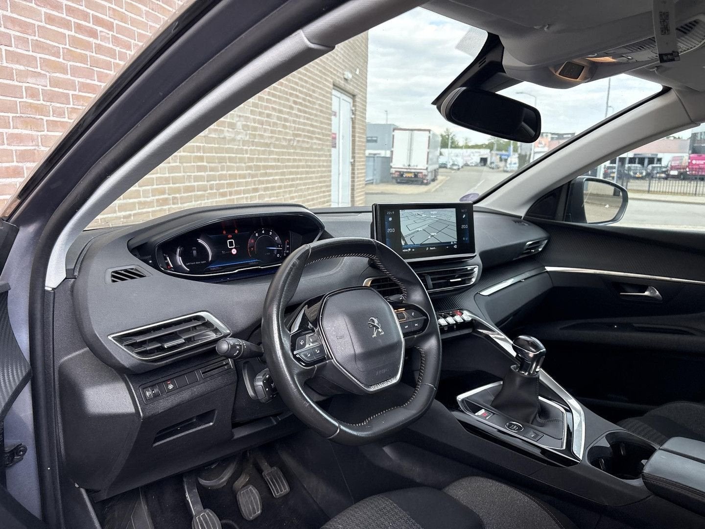 Peugeot 3008 1.2 PureTech Active Pack Business | € 10.700,-, Argent ou Gris, Achat, 140 g/km, Entreprise