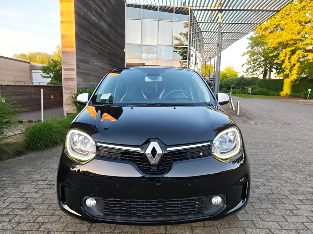 Renault Twingo Urban Night 

Speciale editie 

Jaar 2022, Auto's, Renault, Twingo, Euro 6, Automatische klimaatregeling, Leder
