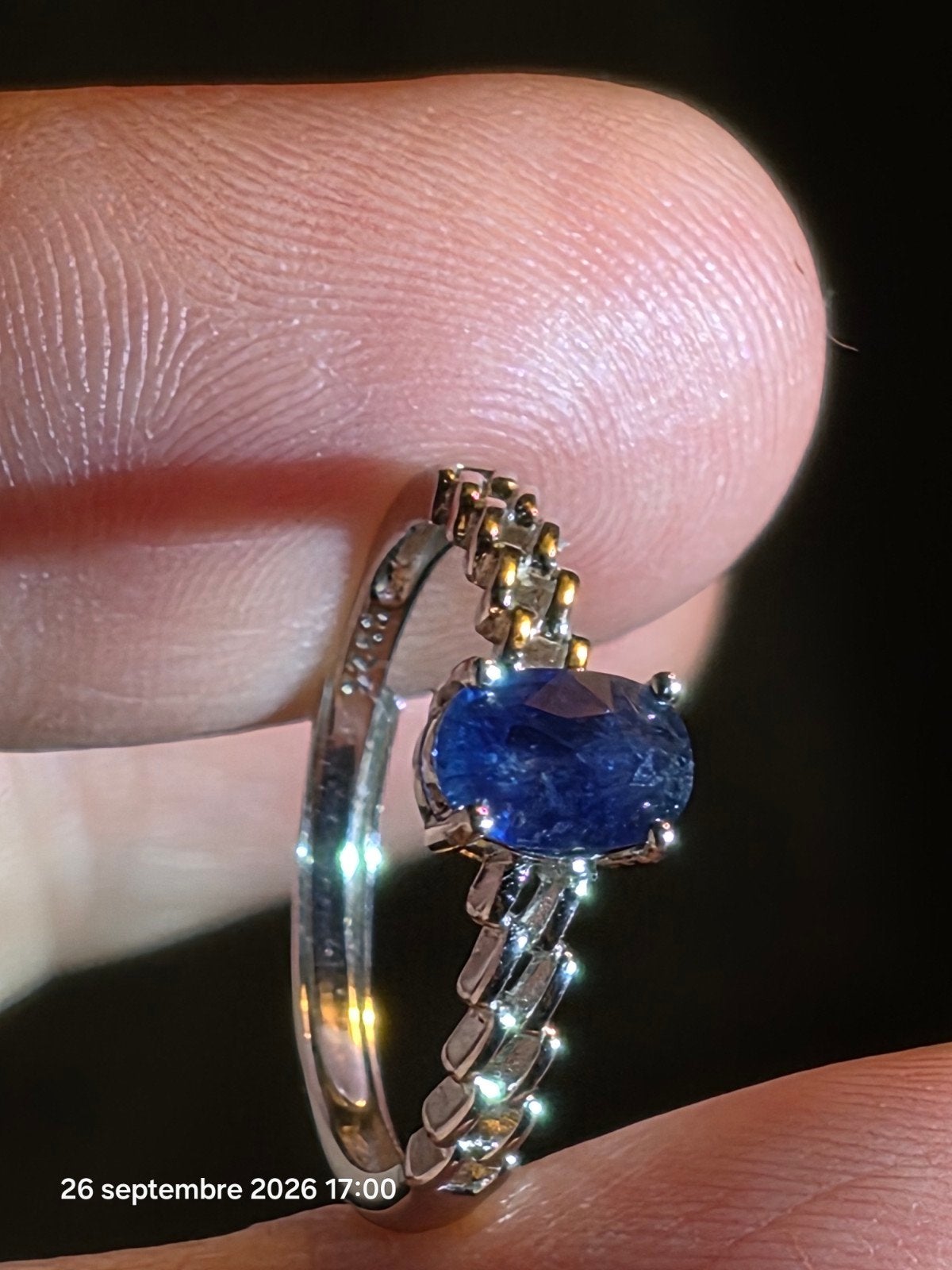 Bague ajustable en argent sterling avec saphir bleu, Neuf, Enlèvement, Bleu, Argent
