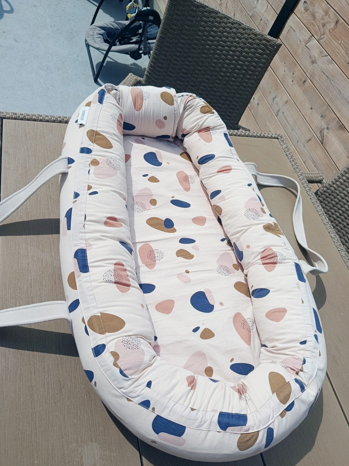 babybedje, Ophalen