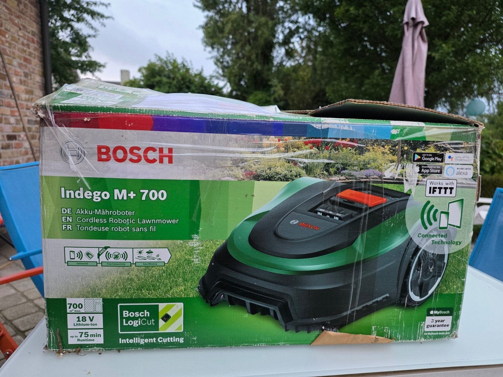 grasrobot Bosh Indego M+ 700, Jardin & Terrasse, Tondeuses robotisées, 20 à 25 cm, Utilisé, Bosh, Enlèvement