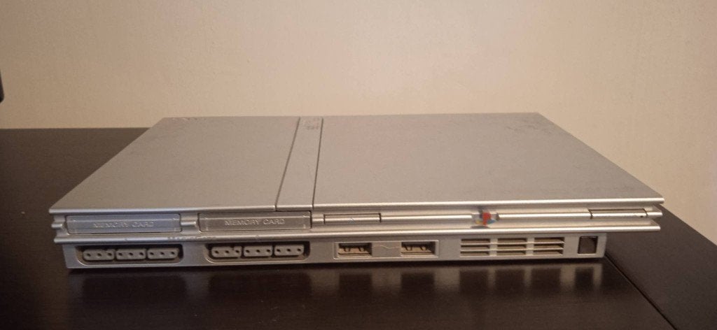 PS2 met controllers, Games en Spelcomputers, Gebruikt, Met 2 controllers, Ophalen of Verzenden, Met geheugenkaart