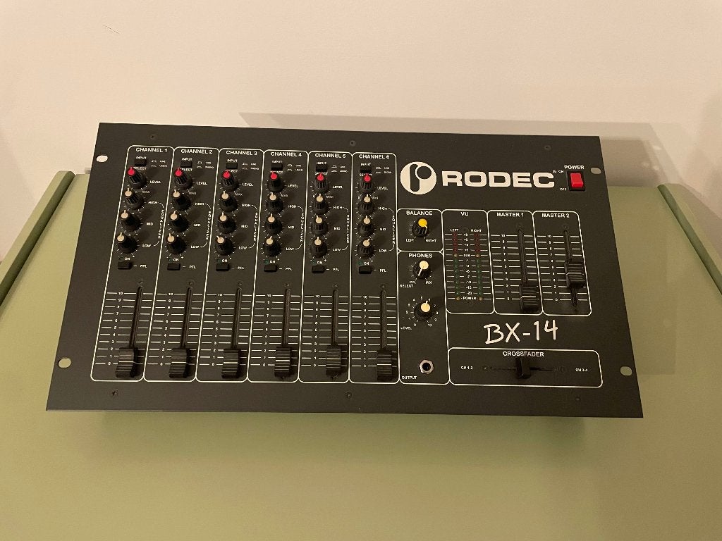 Rodec BX-14 mengtafel, Ophalen, Gebruikt, 5 tot 10 kanalen, Microfooningang