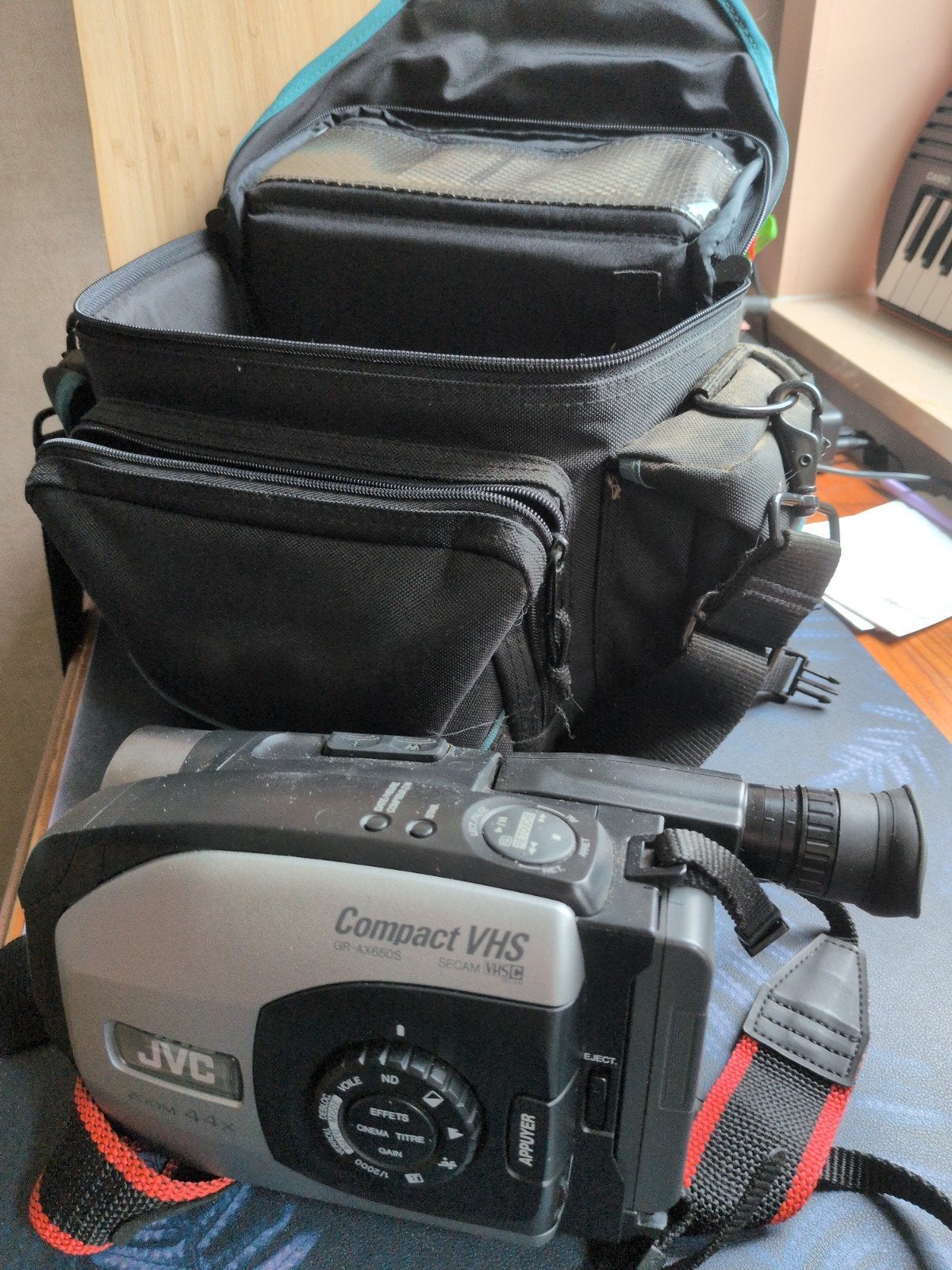 Camescope JVC compact VHS, Enlèvement ou Envoi
