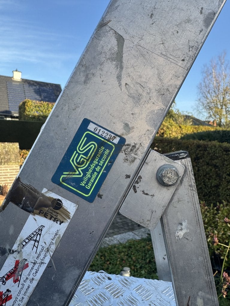 trapladder Petry 7 treden met veiligheidsgarantie, Doe-het-zelf en Bouw, Ophalen, Gebruikt, Trap, Minder dan 2 meter