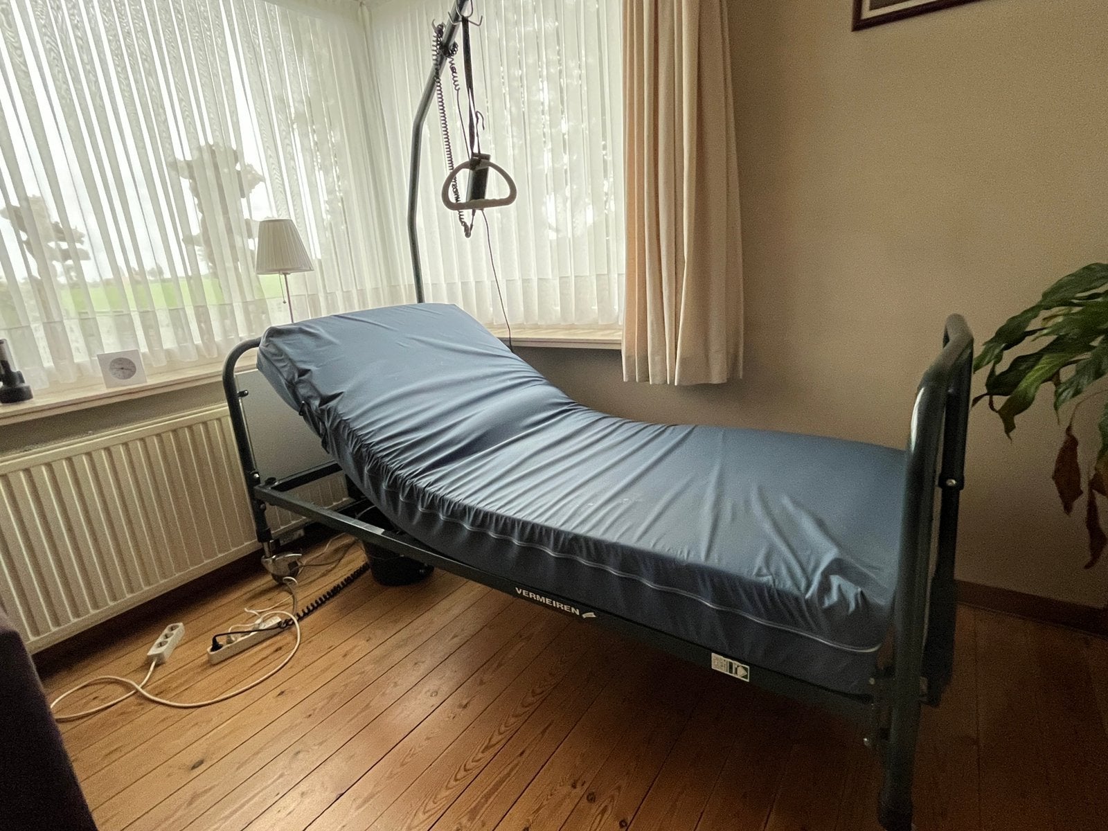 Ziekenhuisbed vermeiren, Enlèvement, Comme neuf