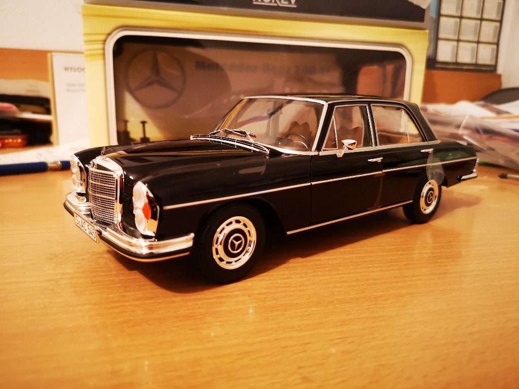Miniatuur Mercedes Benz 280SE W108 Norev 1/18 Nieuw!, Ophalen of Verzenden, Nieuw, Auto, Norev