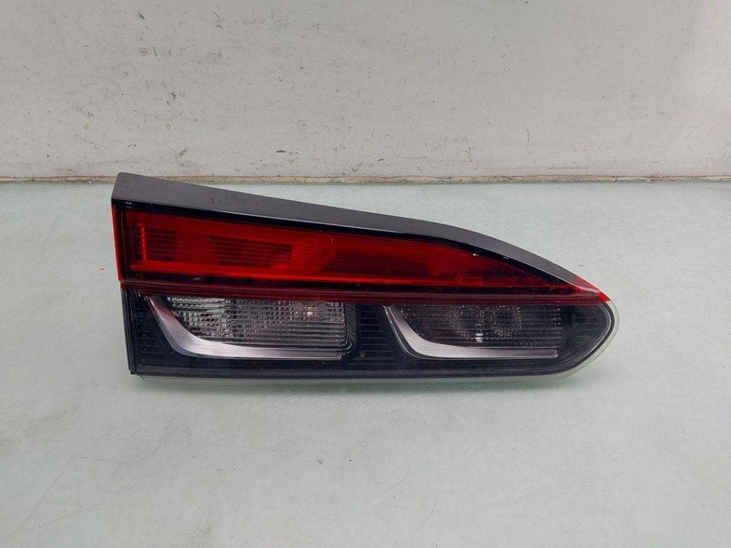 ACHTERLICHT LINKS Toyota Corolla Cross (|8159116051|), Gebruikt, Kundenbetreuung@toyota.de, Toyota, Toyota-Allee 2
50858  Köln, DE