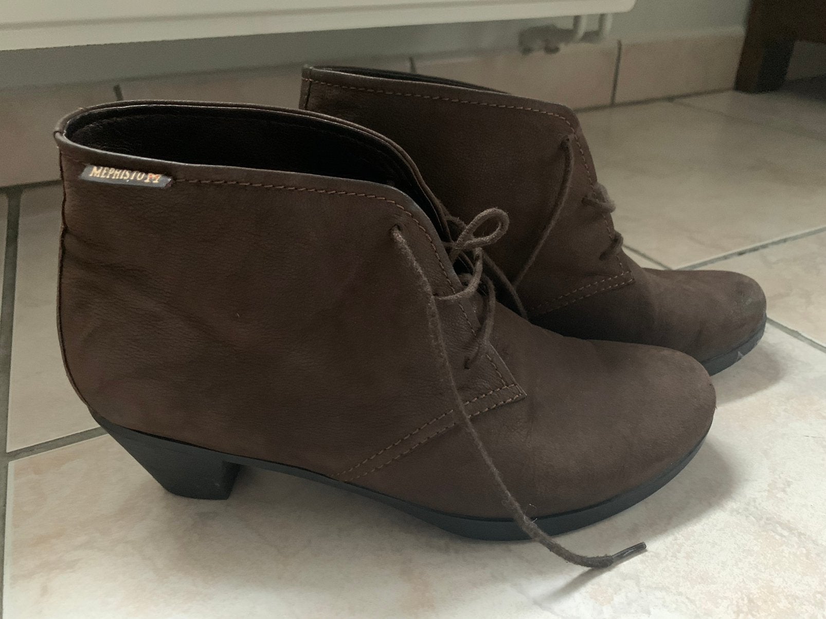Enkellaarsjes Mephisto 5 1/2 bruin kwaliteitsleer, Kleding | Dames, Ophalen of Verzenden, Zo goed als nieuw, Bruin
