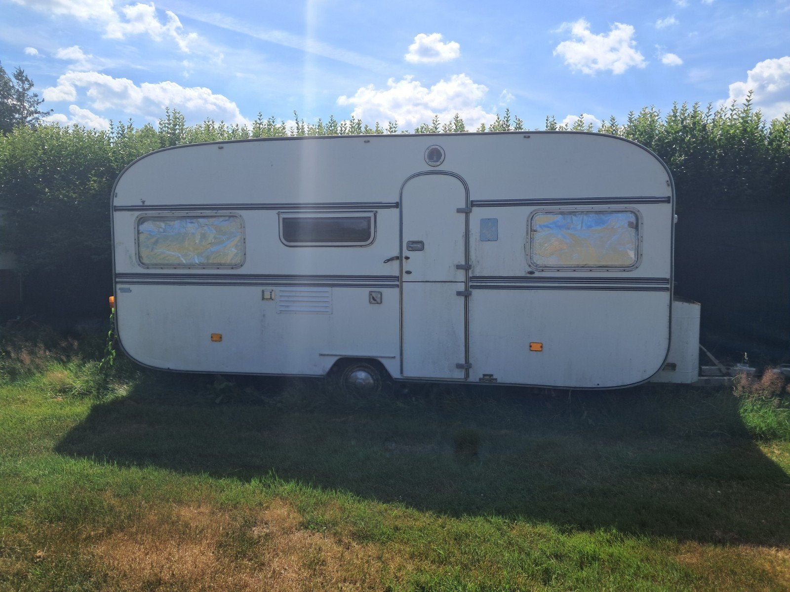 Caravan met wat werk er aan., Caravans en Kamperen, Caravans, Particulier, Knaus