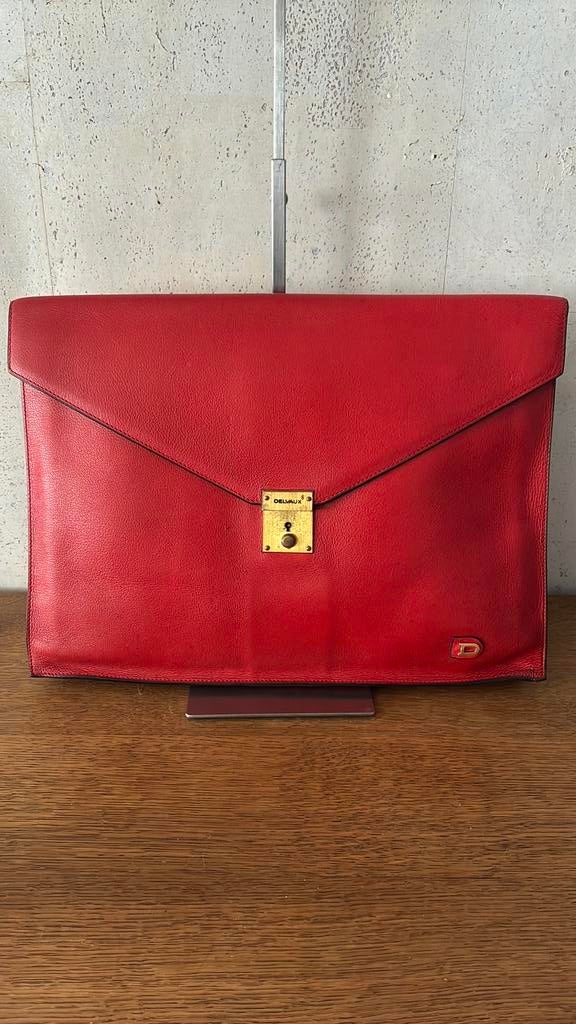 Mallette Delvaux vintage, Bijoux, Sacs & Beauté, Enlèvement ou Envoi, Utilisé, Rouge, Autres types