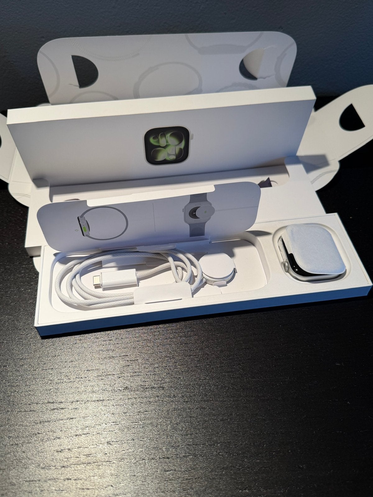 Apple Watch Séries 11 46mm Grise  (avec garantie 2028) ️, Étanche, Gris, IOS, Comme neuf