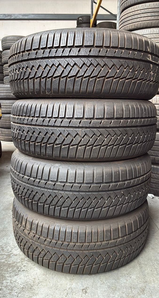 2255518 225/55/18 225/55R18 winterbanden merk continental, Kleding | Dames, Ophalen