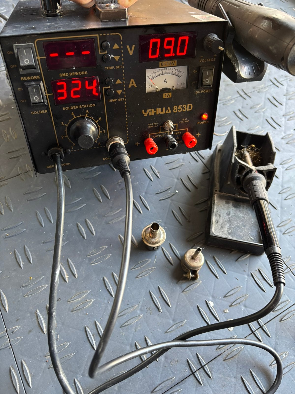 Yihua 853 rework station, Enlèvement ou Envoi, Utilisé