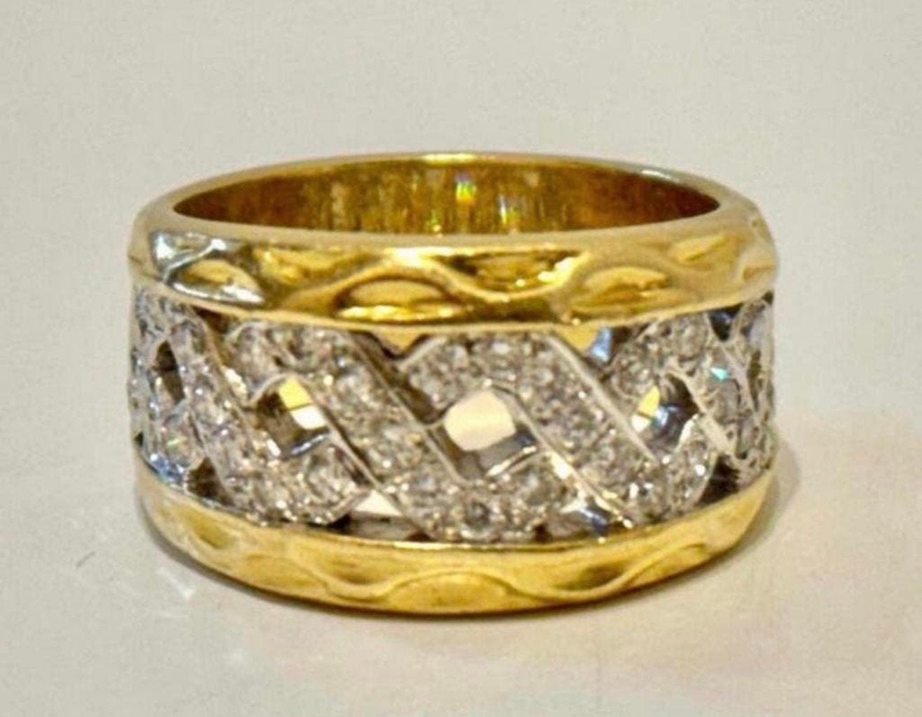 18 karaat gouden bandring 15 gram met natuurlijke diamanten!, Bijoux, Sacs & Beauté, Bagues, 18 à 19, Femme ou Homme, Or, Avec pierre précieuse