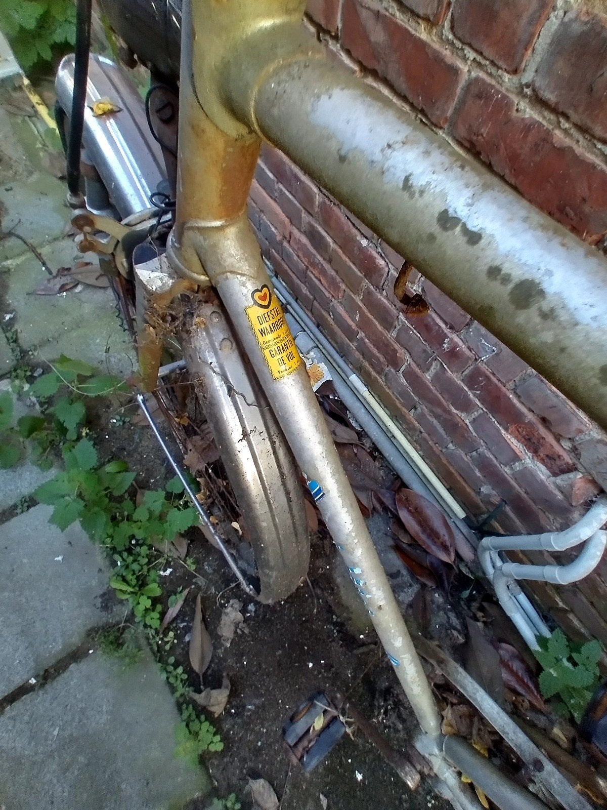 fiets met werk aan, Enlèvement