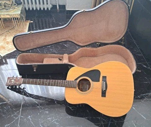 yamaha guitare vintage avec son étui, Enlèvement, Comme neuf