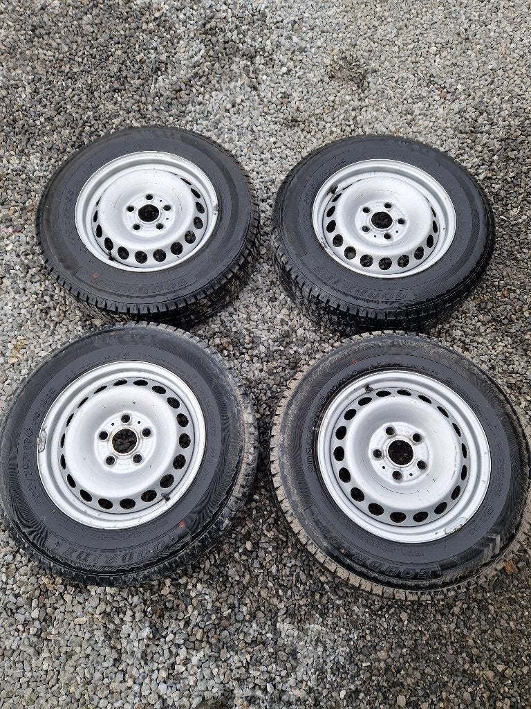 winterbanden met metalen velgen, Ophalen, Banden en Velgen, Bestelwagen, Gebruikt