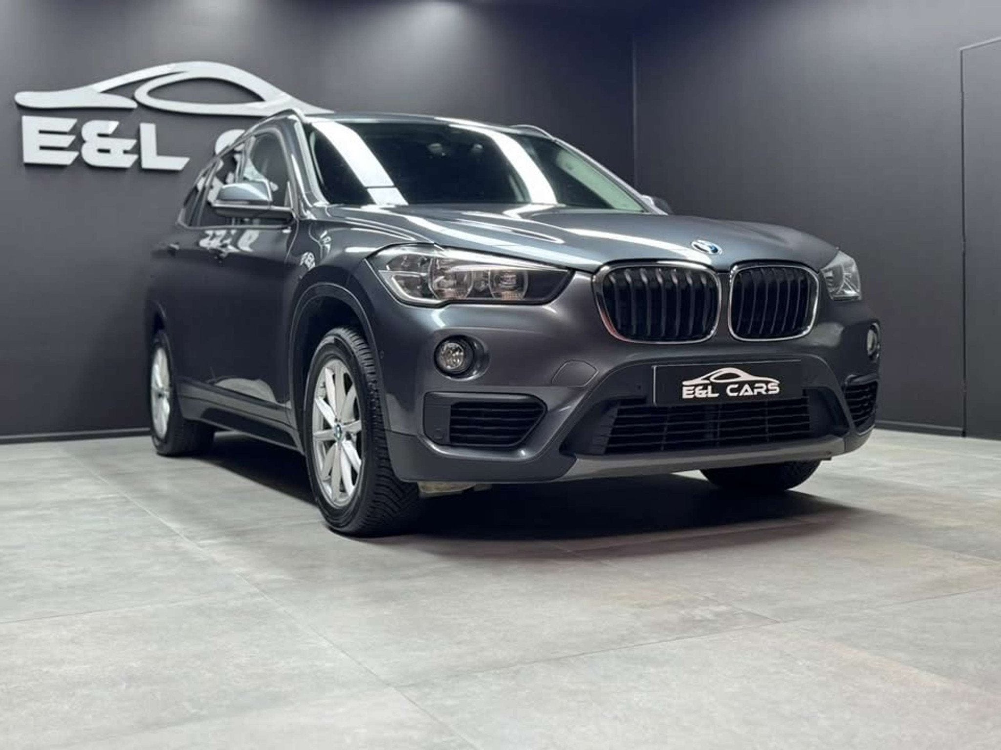 BMW X1 X1 1.5 dA sDrive16 *12 mois de garantie*, Autos, Argent ou Gris, Achat, Euro 6, Entreprise