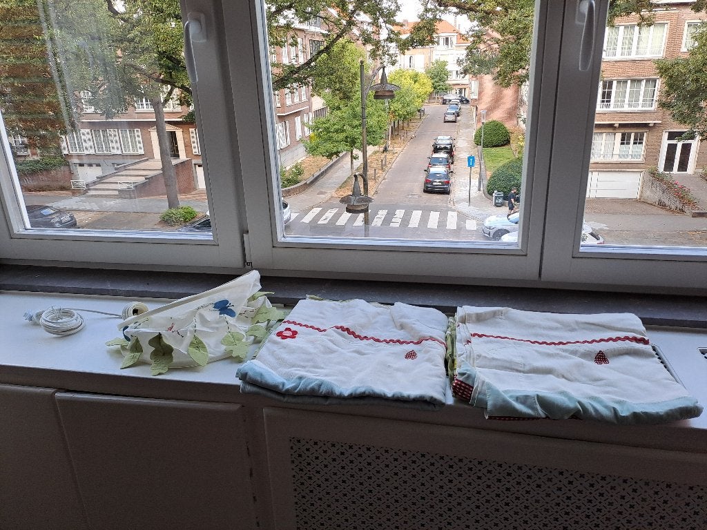 Tenture ikea fille et lampe assortie à donner, 300 cm, Raccourcissable, 145 cm, Enlèvement