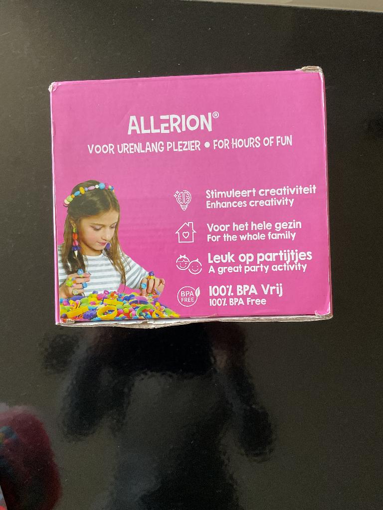 Kralen pop-Beads 550 stuks, Ophalen of Verzenden, Zo goed als nieuw, Knutselen