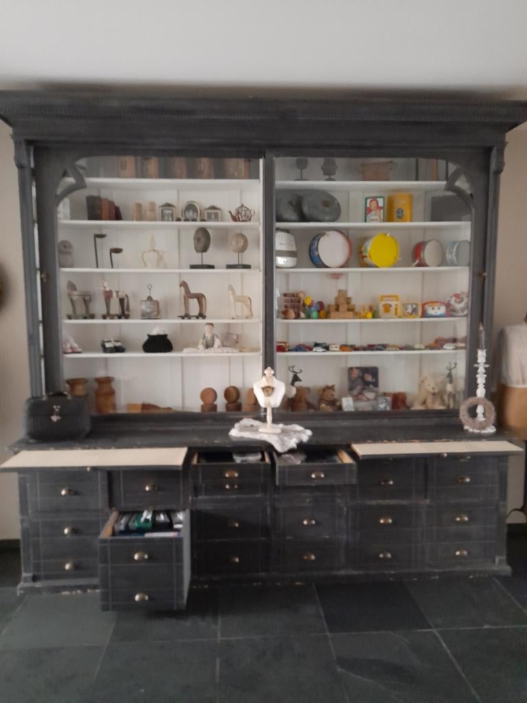te koop een oude apotheek kast, Maison & Meubles, Armoires | Armoires murales, Enlèvement