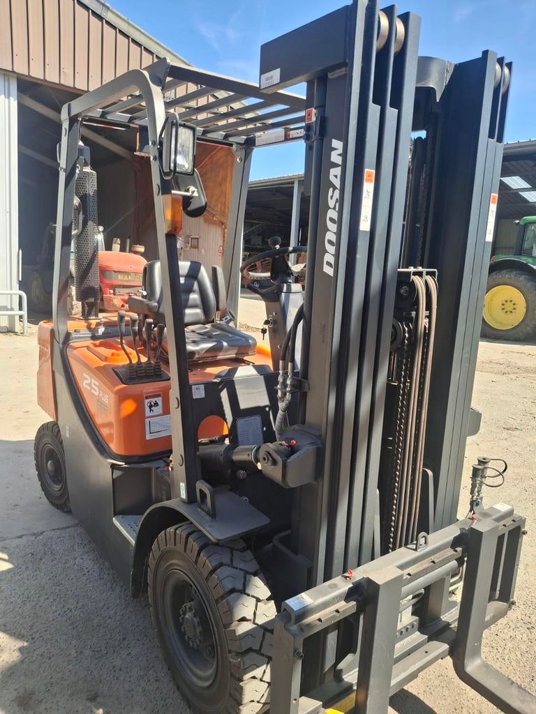 Doosan d25,diesel heftruck,triplex, Ophalen of Verzenden, Doosan, Vergel105@hotmail.com
