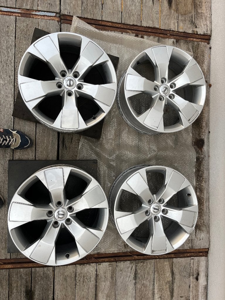 4 lichtmetalen velgen Volvo 7,5j x 18, Auto-onderdelen, Banden en Velgen, Ophalen, 18 inch, Gebruikt, Velg(en)