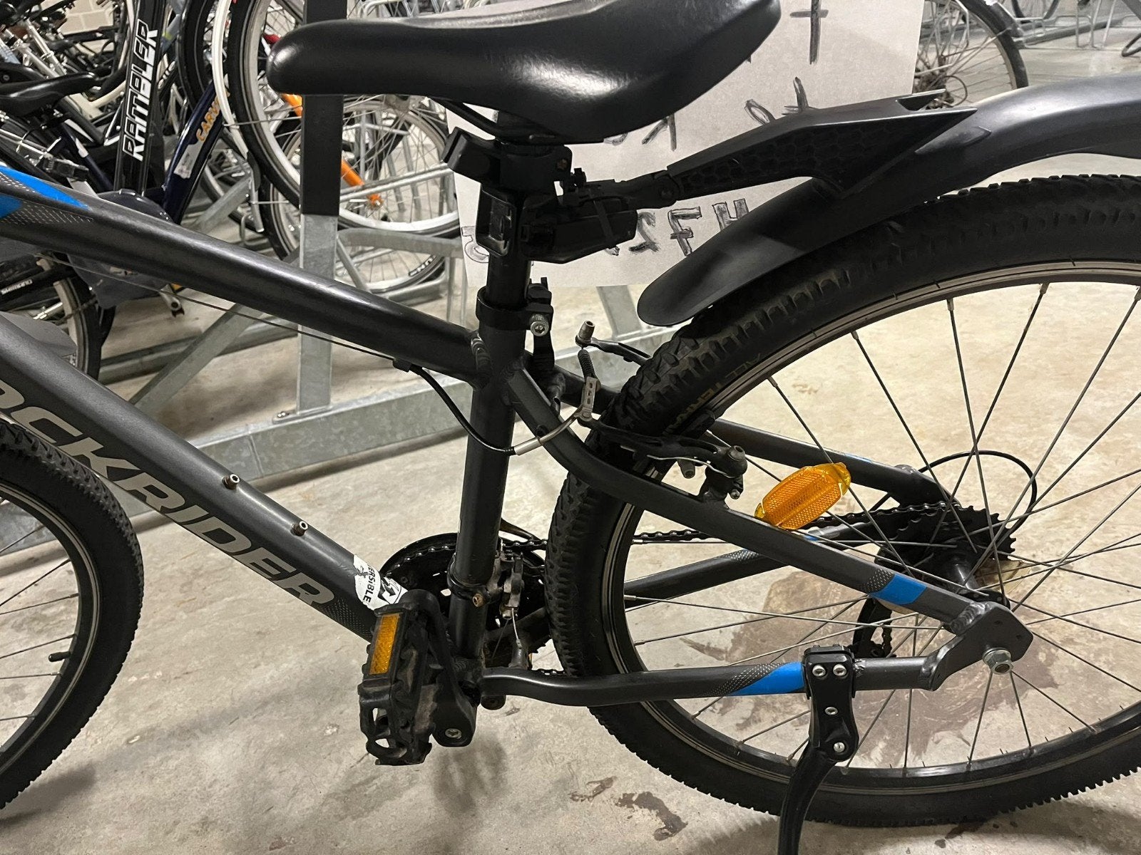Rockrider mountainbike - Zo goed als nieuw, Fietsen en Brommers, Gebruikt, Rockrider (Decathlon), Schijfrem, Ophalen