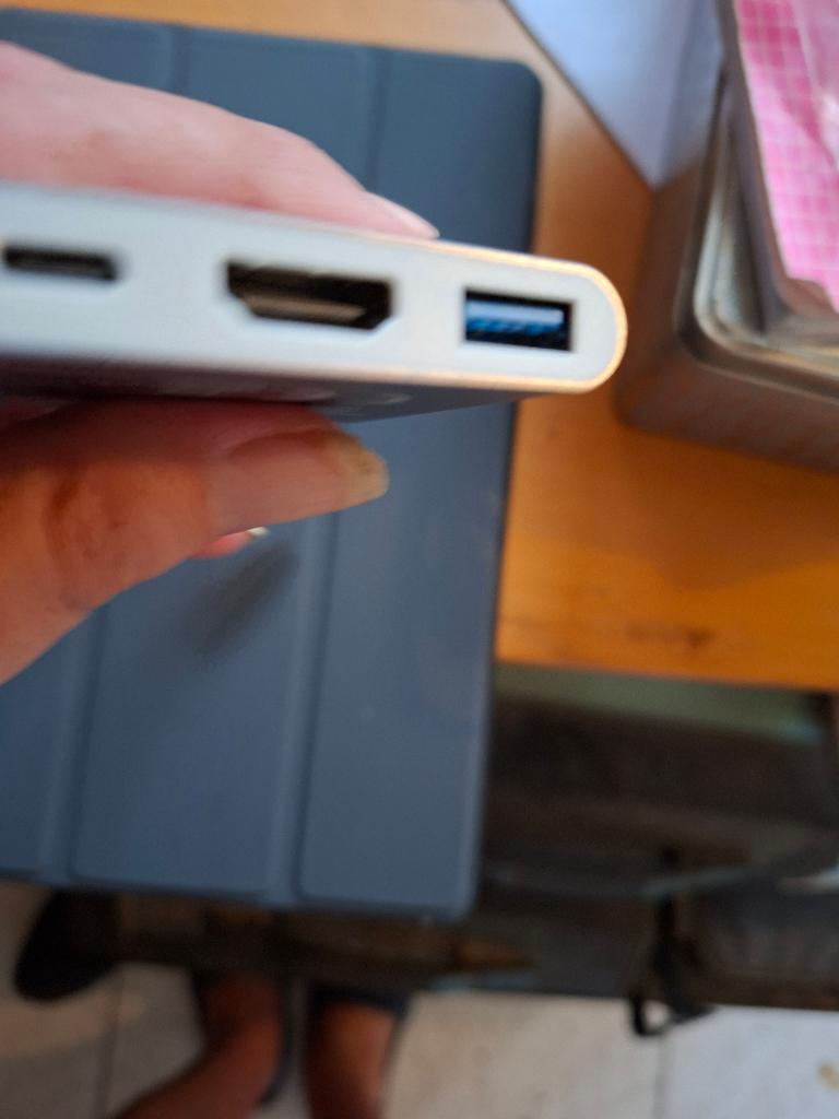 Zenwire USB C naar HDMI Adapter 3in1, Ophalen, Zo goed als nieuw