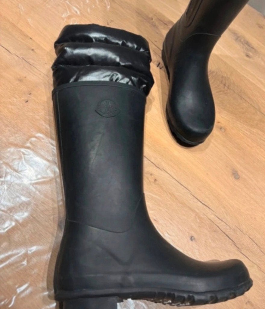 Rubberen laarzen met beenverwarmers van Moncler, Ophalen of Verzenden, Zo goed als nieuw