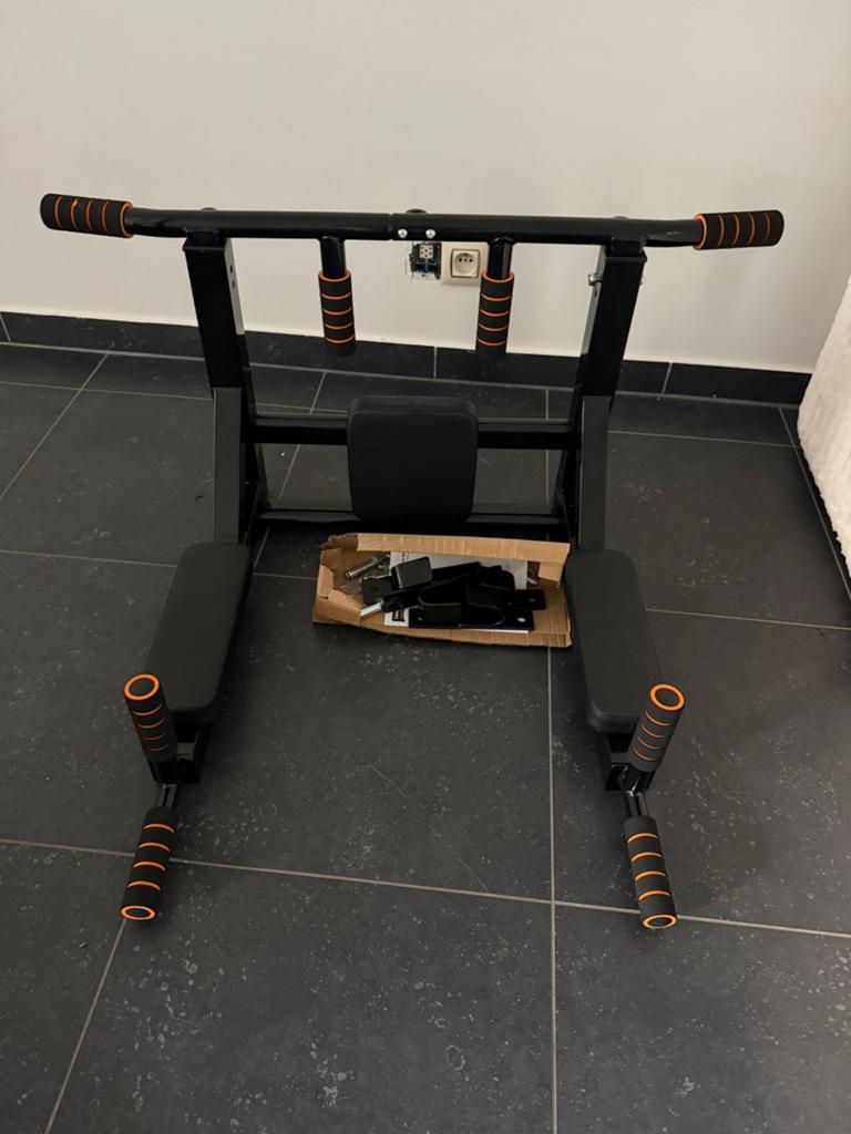 Barre de traction pour mur + une barre traction offerte, Sports & Fitness, Équipement de fitness, Enlèvement, Neuf, Barre de traction