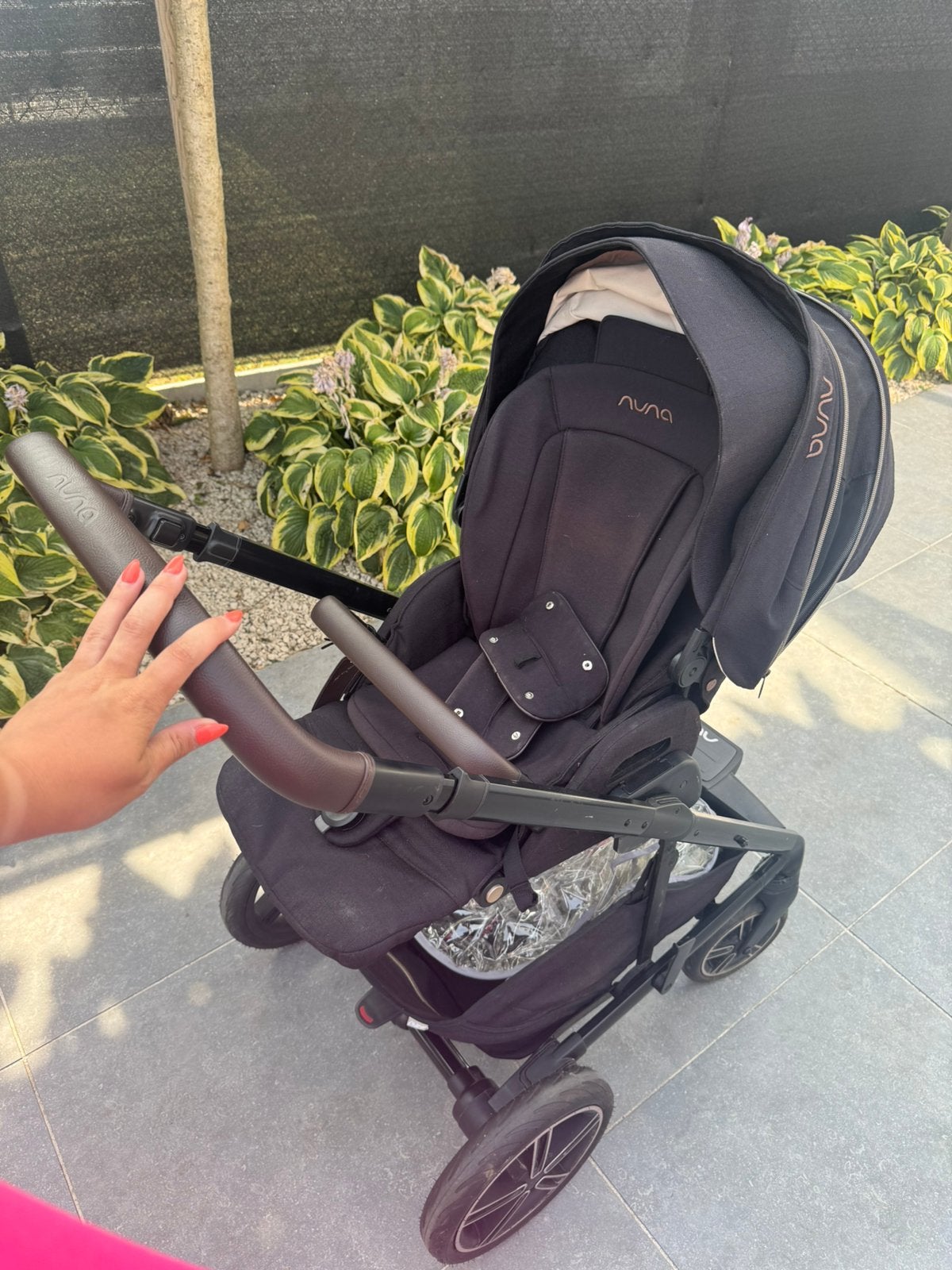 Nuna mixx next - chicolate, Kinderen en Baby's, Kinderwagens en Combinaties, Ophalen, Zo goed als nieuw