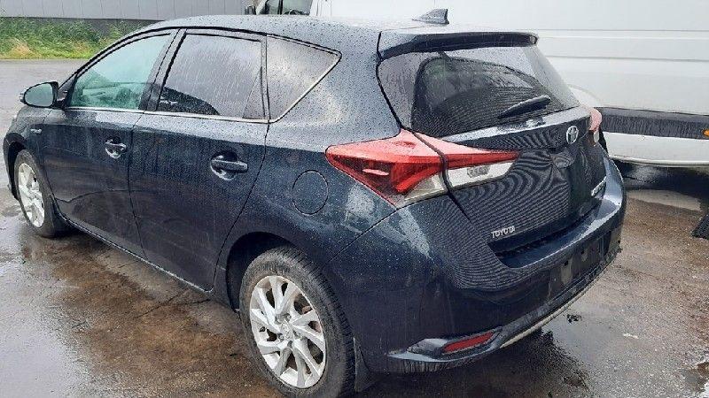 PORTE GAUCHE ARRIÈRE Toyota Auris (E18) (01-2012/03-2019), Utilisé, Arrière, Toyota, Porte