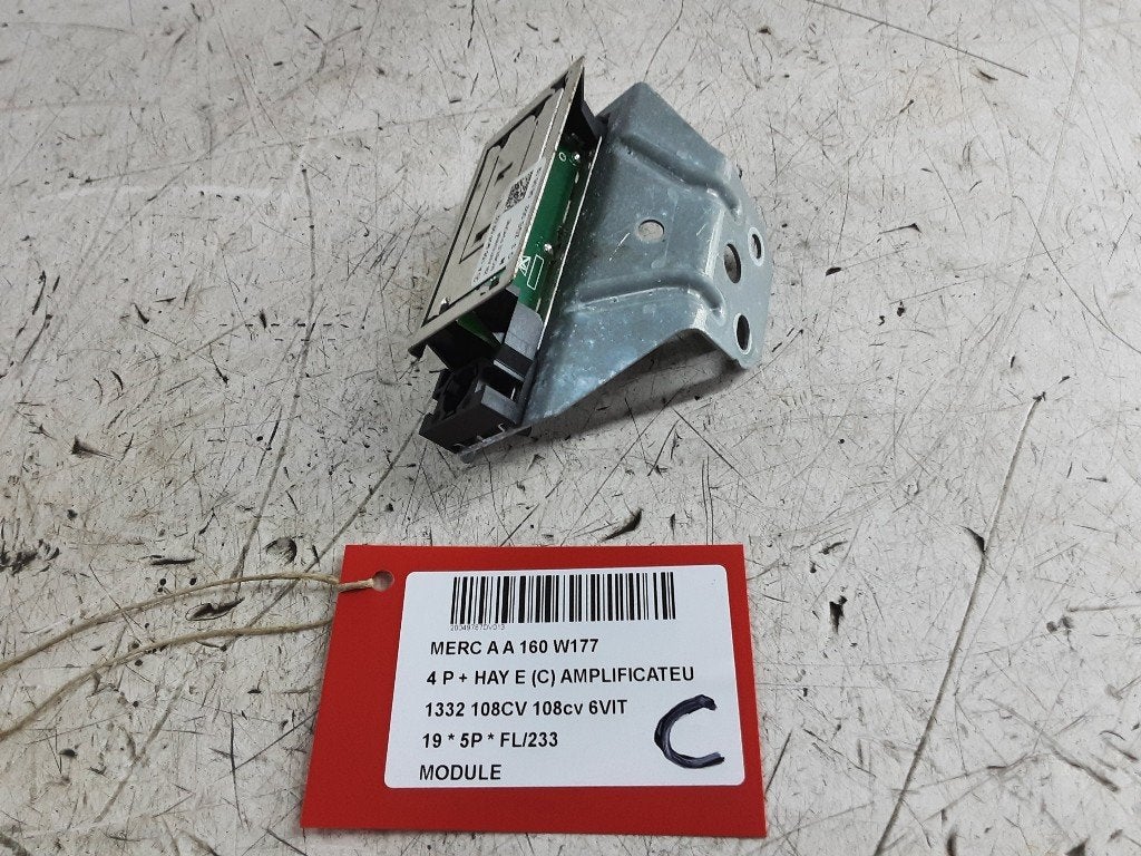 COMPUTER Mercedes-Benz A (177.0) (A1569050902), Gebruikt, Mercedes-Benz, Mevr. I. Hauben, Rue de l'Espoir 34 34
4030  GRIVEGNÉE, BE