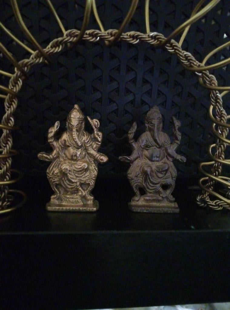 Sri Ganesha, nieuwe bezoek-uren, Ophalen