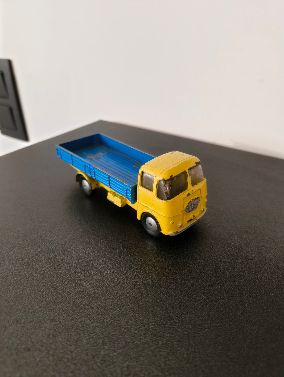 Vintage Corgi Toys 456 E.R.F. Model 44G Dropside Lorry, Hobby & Loisirs créatifs, Enlèvement ou Envoi, Corgi