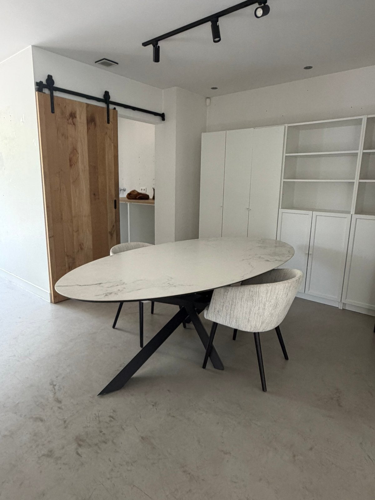 Eettafel marmer - Charell, Huis en Inrichting, Tafels | Eettafels, Ophalen, Zo goed als nieuw