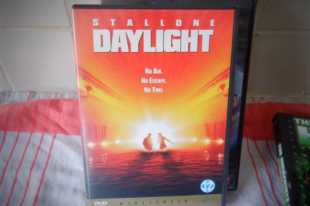 DVD Daylight .(Sylvester Stallone), Vanaf 12 jaar, Verzenden, Zo goed als nieuw, Actiethriller