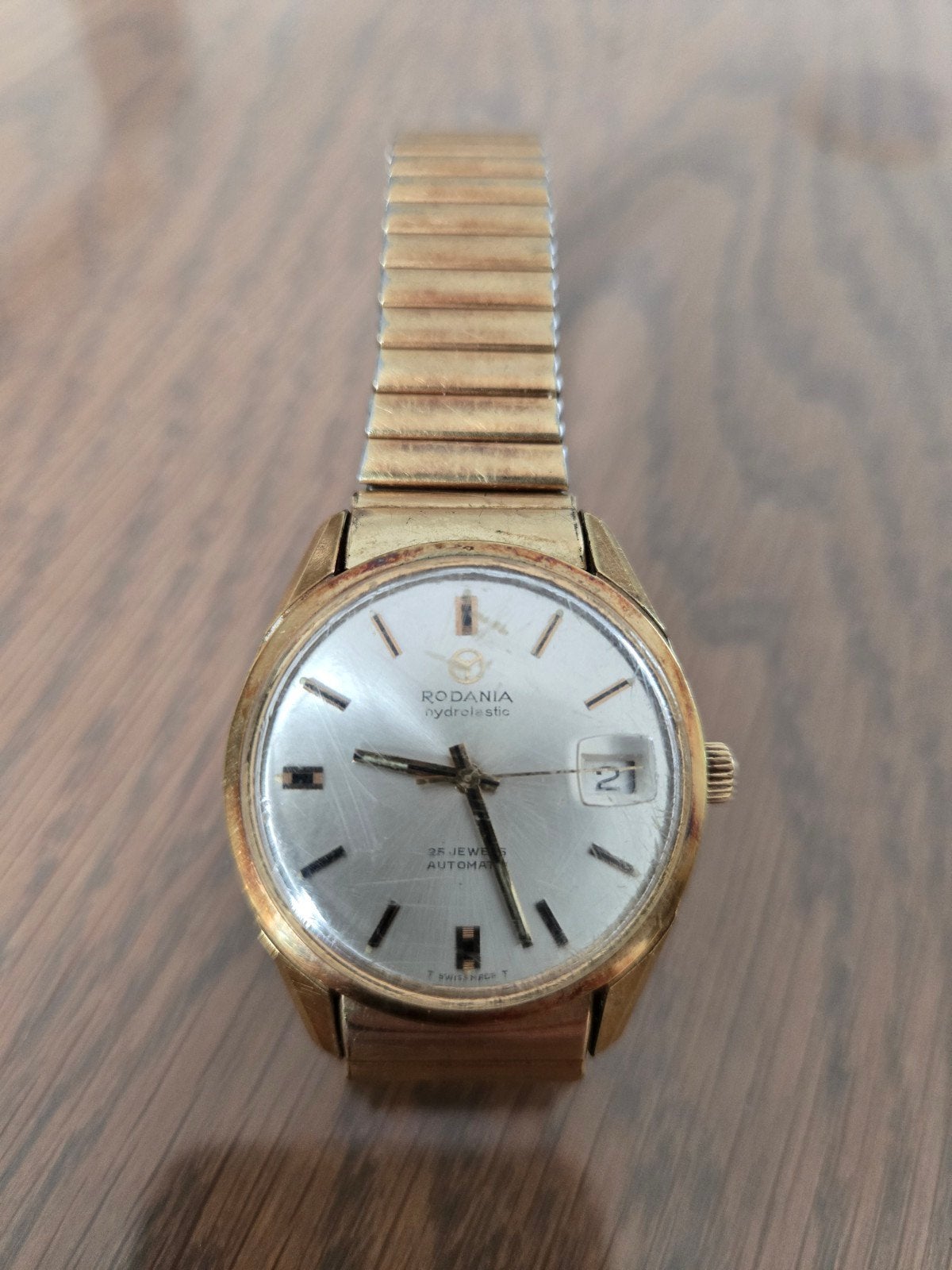 Montre rodania, Enlèvement