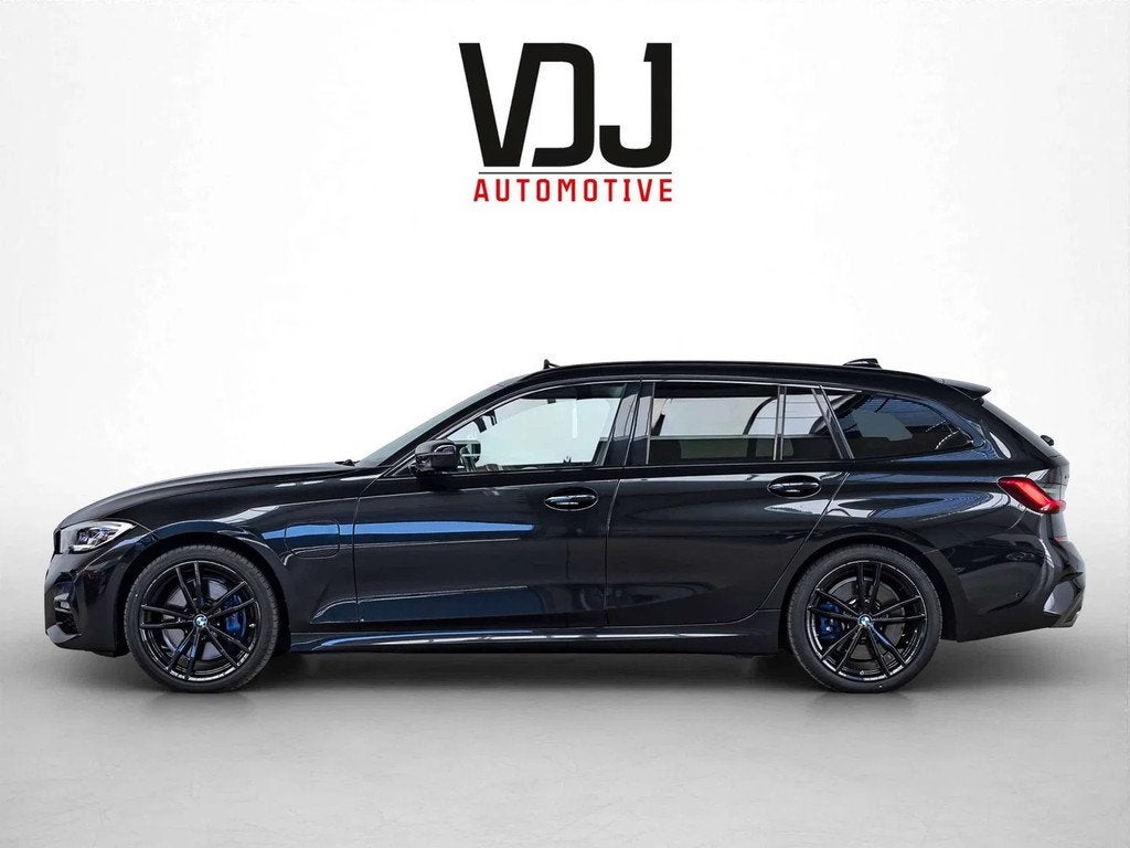 BMW 3 Serie 330 330eXdrive|M-SPORT|PHEV|PANO|HEAD-UP|SFEERVE, Automaat, 4 cilinders, Zwart, Leder