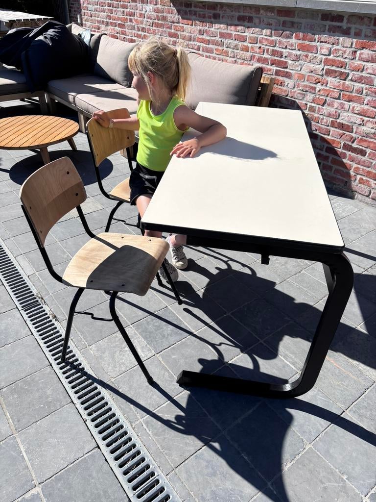 Schoolbank met 2 kinderstoelen, Huis en Inrichting, Ophalen, Zo goed als nieuw