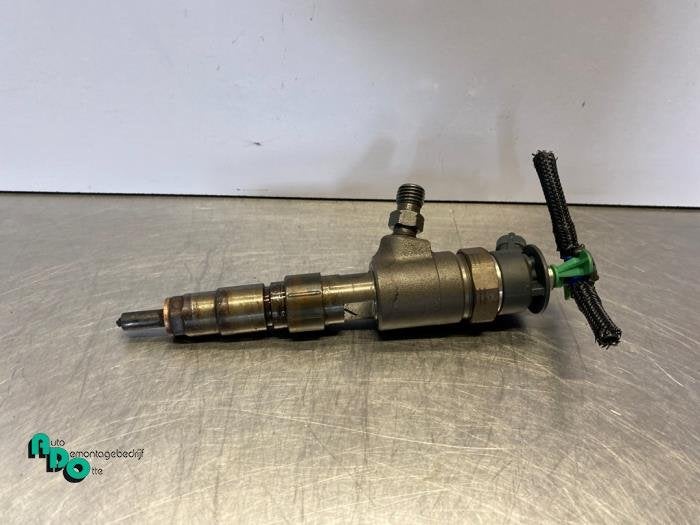 Injecteur (diesel) d'un Citroen C4 Cactus (C4 Cactus 14-), -, 3 mois de garantie, Utilisé, -