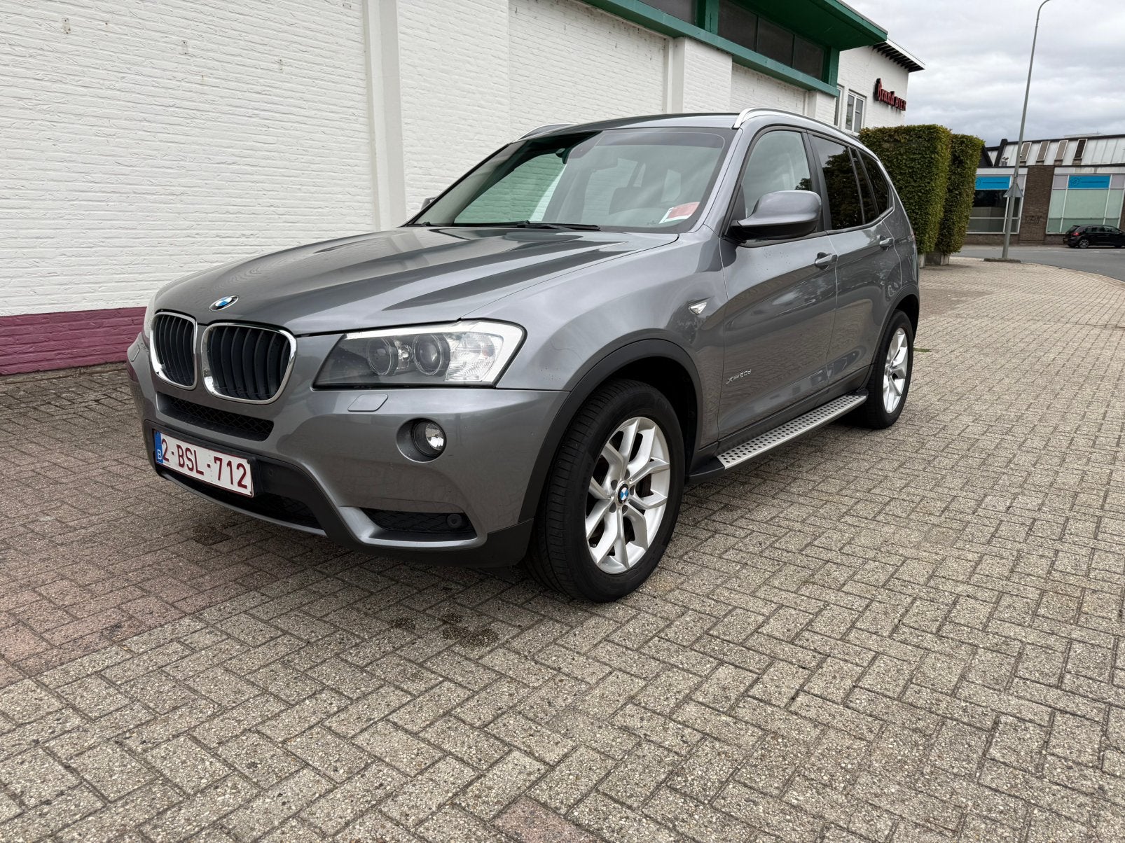 BMW X3 2.0D xDrive, boîte automatique, attelage de remorque, Cuir, Achat, Carnet d'entretien, 5 portes