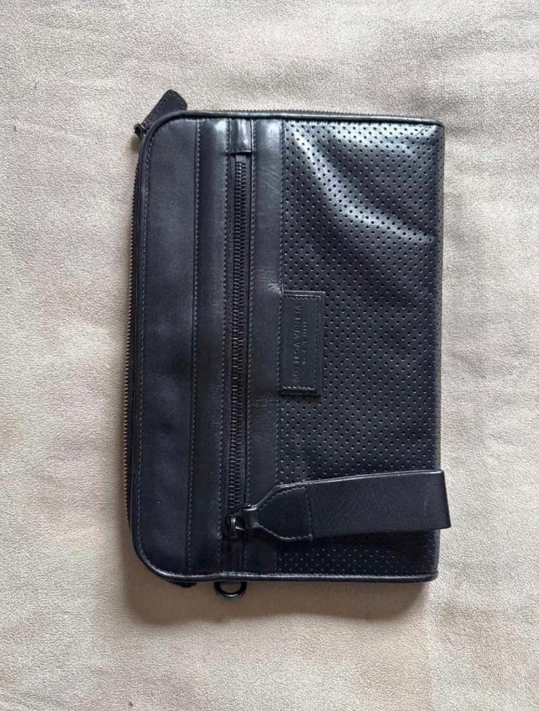 Handbag bottega veneta, Handtassen en Accessoires, Tassen | Damestassen, Ophalen, Zo goed als nieuw, Zwart, Avondtasje