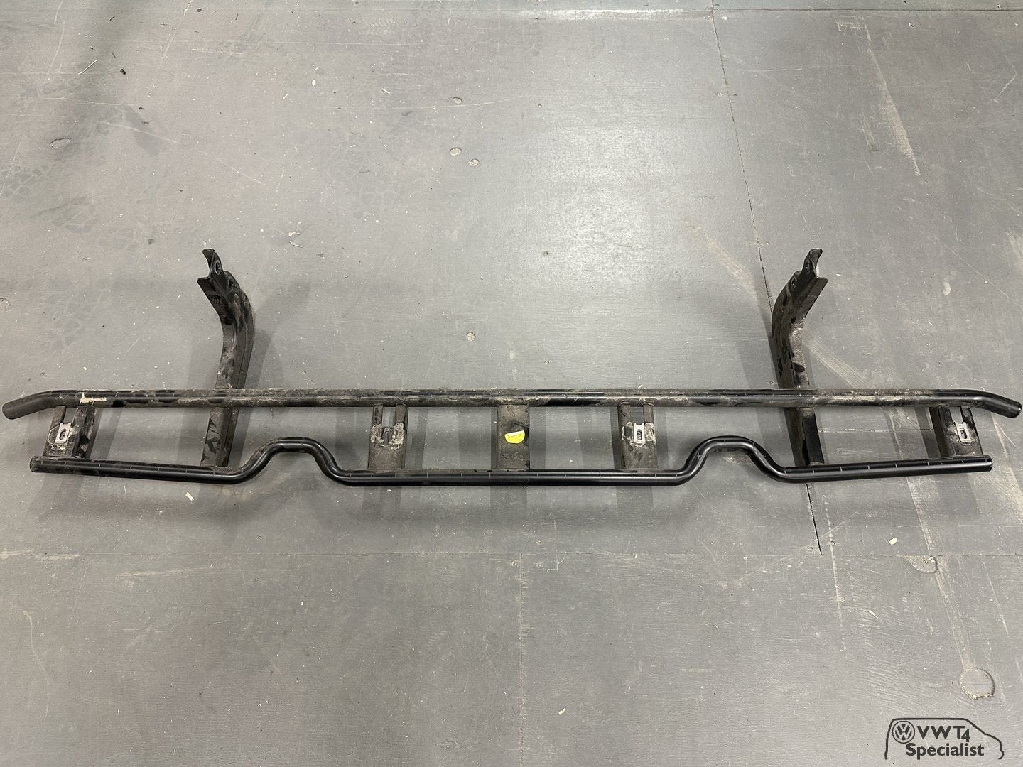Iveco New Daily 2024 bumperbalk bumperframe binnenbumper ach, Arrière, -, Utilisé, Autres marques automobiles