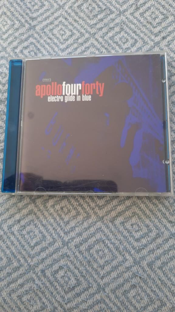 CD APOLLO FOUR FORTY Electro glide in blue, CD & DVD, CD | Dance & House, Comme neuf, Drum and bass, Enlèvement ou Envoi