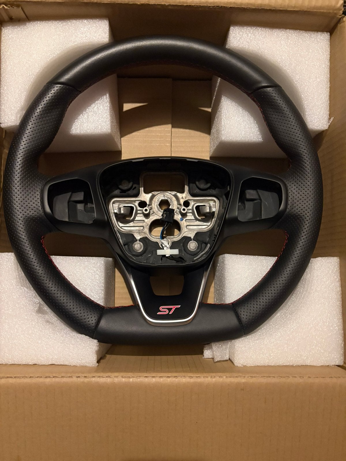 Ford ST Sportstuur – Leder – Rode stiksels, Enlèvement, Neuf, Ford