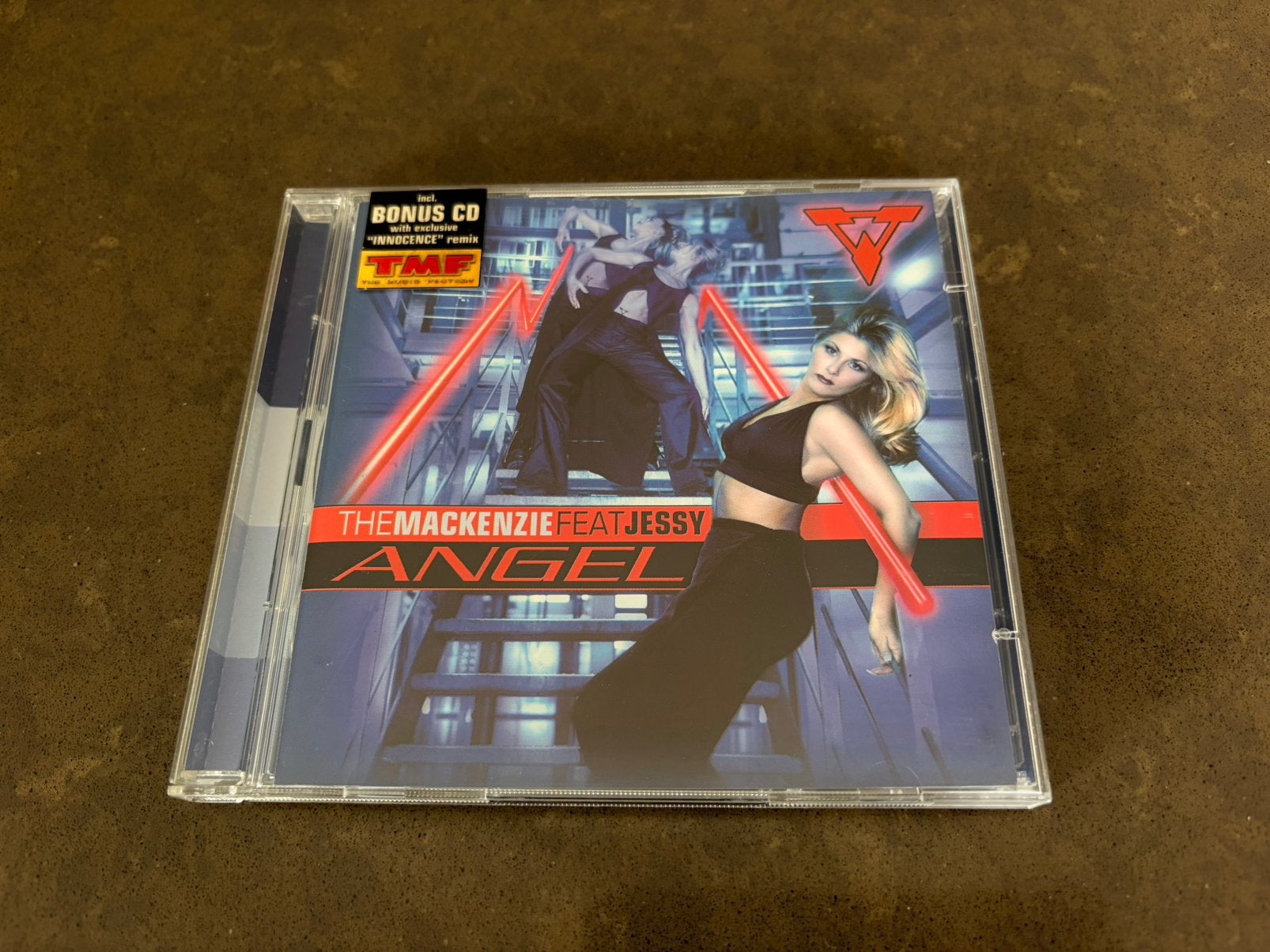 2 CD The Mackenzie Feat Jessy - Angel, Comprend un livret, House, Enlèvement ou Envoi, Comme neuf
