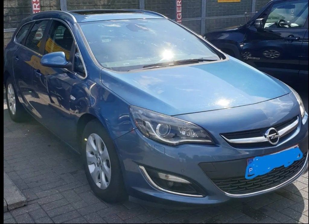 Opel Astra Sport Tourer, Voorwielaandrijving, Euro 5, Zwart, Blauw